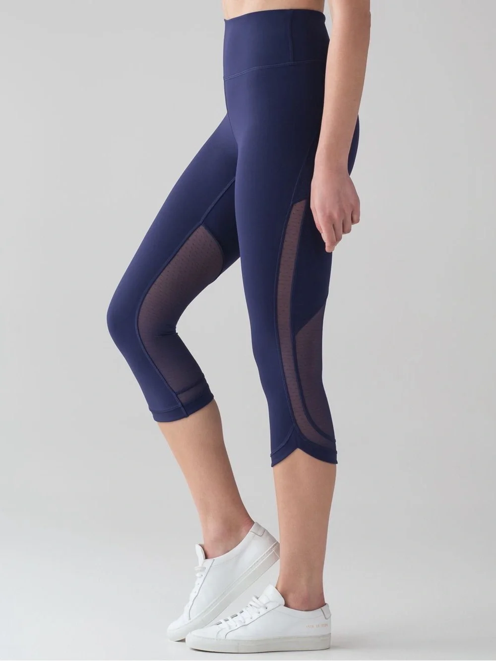 Lululemon‎ Revitalize Crop 21” Leggings Blueberry Jam